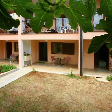 In With Balcony, Air Conditioning, Wi-fi Appartement