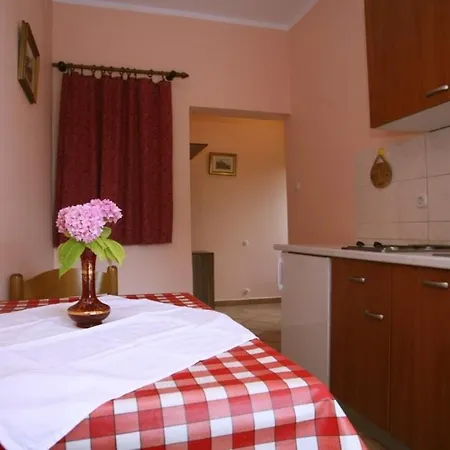Apartman In With Balcony, Air Conditioning, Wi-fi *